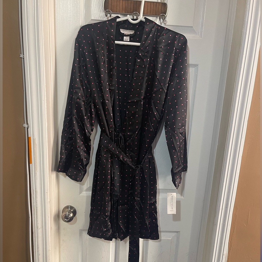 NWT Morgan Taylor Black & Pink Polka Dots Large Robe